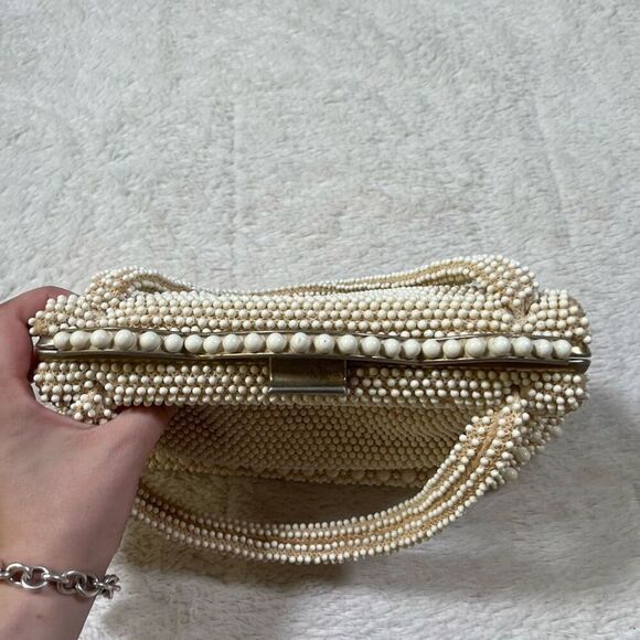 Vintage 1950s Corde Bead Mini Lumured Cream Purse Hand Bag - Picture 4 of 8